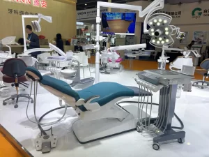 imlant chair at dental exhibition of Ziann High Grade Implant Chair ZA-208B imlant chair at dental exhibition