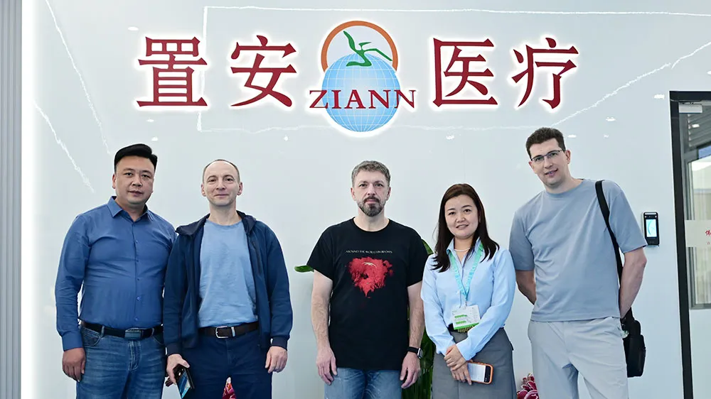 Russia angent of ZIANN of Experience the True Quality of ZIANN Dental Chairs: Visit New Factory Russia-angent-of-ZIANN